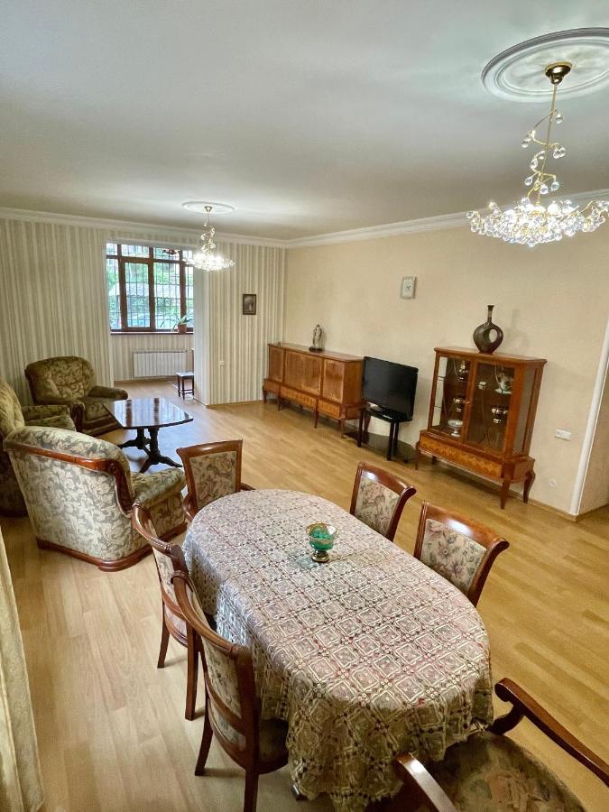 Apartment In The Center Of Jerevan Eksteriør bilde